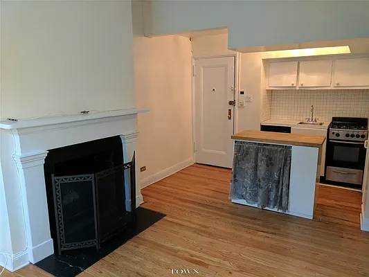 Rented by Town Residential | media 26