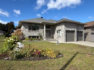 21 Sugarbush St, North Bay, ON P1C0A4