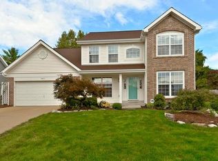 16911 Hickory Forest Ln, Ballwin, MO