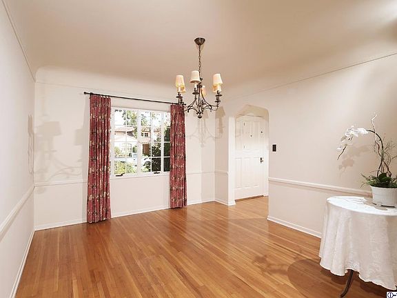 5th image of 1805 Twin Palms Dr