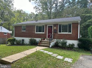 11207 Ashley Dr, Rockville, MD 20852