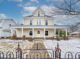 503 S College Ave APT 3, Salem, VA 24153