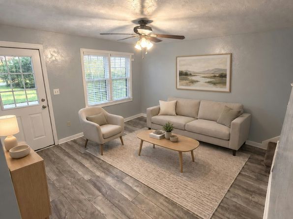435 Cedar Dr