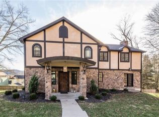 1 Riverview Rd, Sewickley, PA 15143