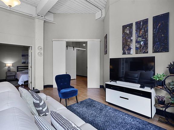4th image of 507 N 13th St APT 302