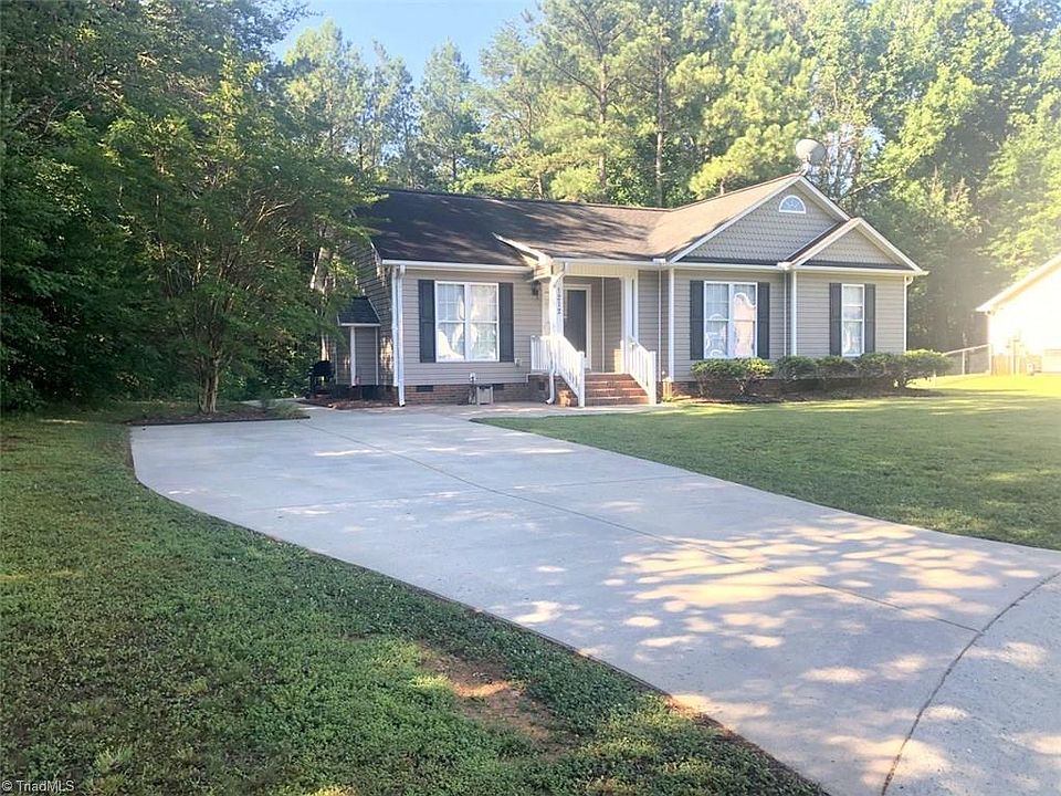 1st image of 1212 Durham Meadows Dr