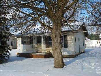 1st image of 2083 E Buder Ave