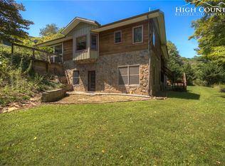 285 Blue Buck Rd, Todd, NC 28684