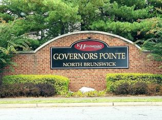 398 Hadleigh Ln, North Brunswick, NJ 08902