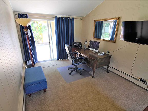 5th image of 660 Hyman Ave