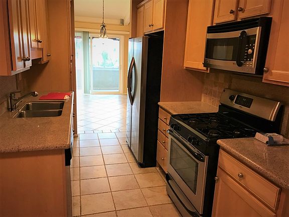 5th image of 6625 Green Valley Cir Unit 306