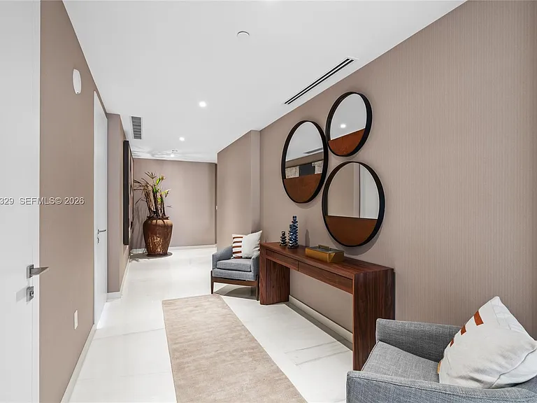 300 Biscayne Boulevard Way #2601E — Photo 8