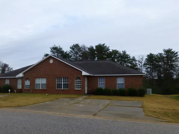 1961 Rosie St #1961, Auburn, AL 36832