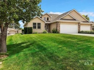 898 Canyon Park Ave #B, Twin Falls, ID 83301