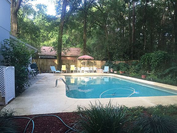 5th image of 3841 NW 11th Pl