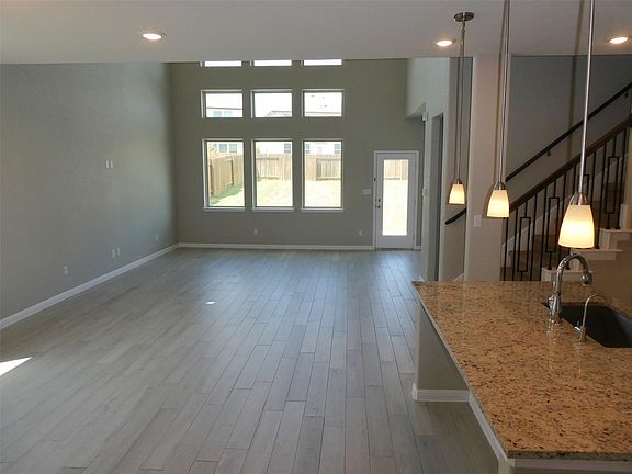 3rd image of 132 Caterpillar Ln