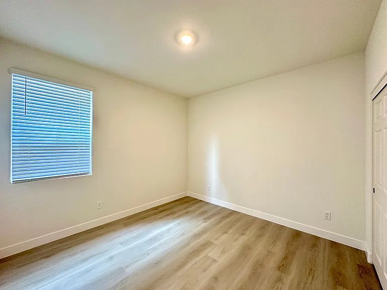 4090 Juniper Pear Ave — Photo 8