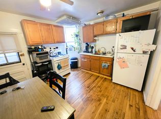 1600 W Fargo Ave #G, Chicago, IL 60626