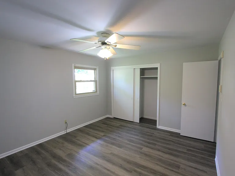 513 Thorne Dr — Photo 20