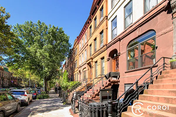 Rented by Coroi Corp | media 11