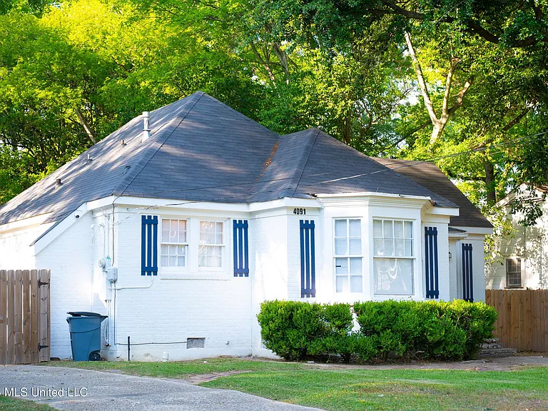 4091 Pine Hill Dr — Photo 2