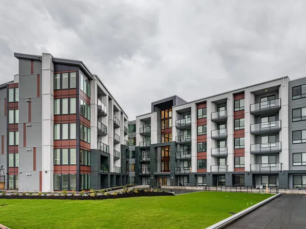 20360 Logan Ave #420, Langley, BC V3A 4L6