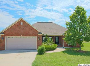 209 Payton Ln, Grant, AL 35747