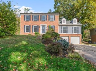 2072 Periwinkle Ct, Crescent Springs, KY 41017