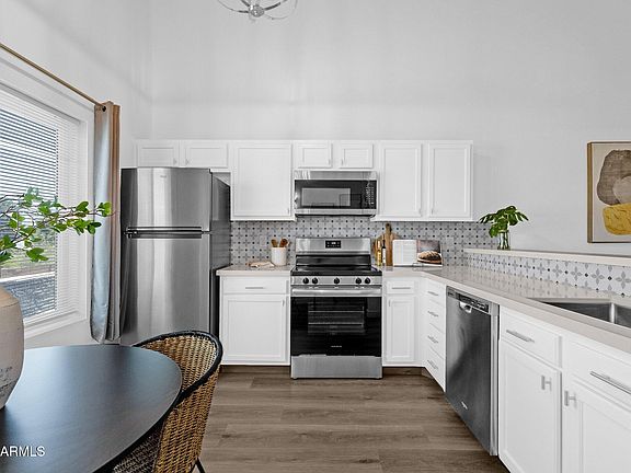 4th image of 19601 N 7TH Street #2095