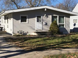 550 High Grove Blvd, Akron, OH 44312