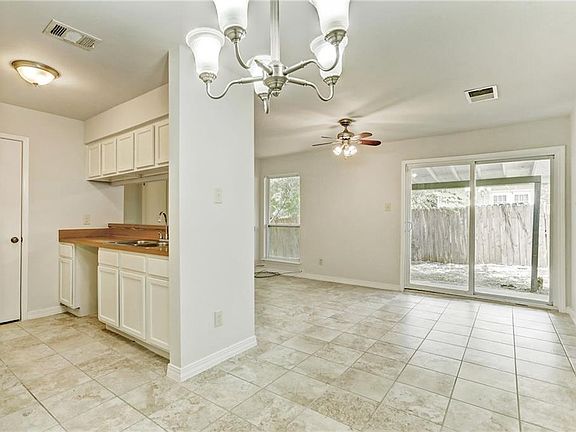 3rd image of 6800 Wentworth Dr #B
