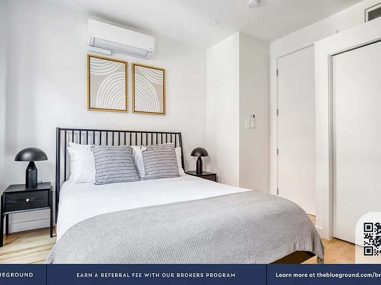 248 Elizabeth St #2 — Photo 9