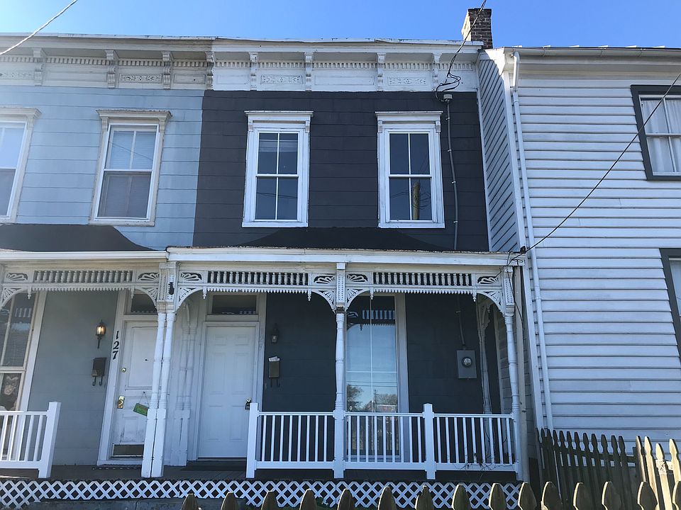 1st image of 129 W Jackson St