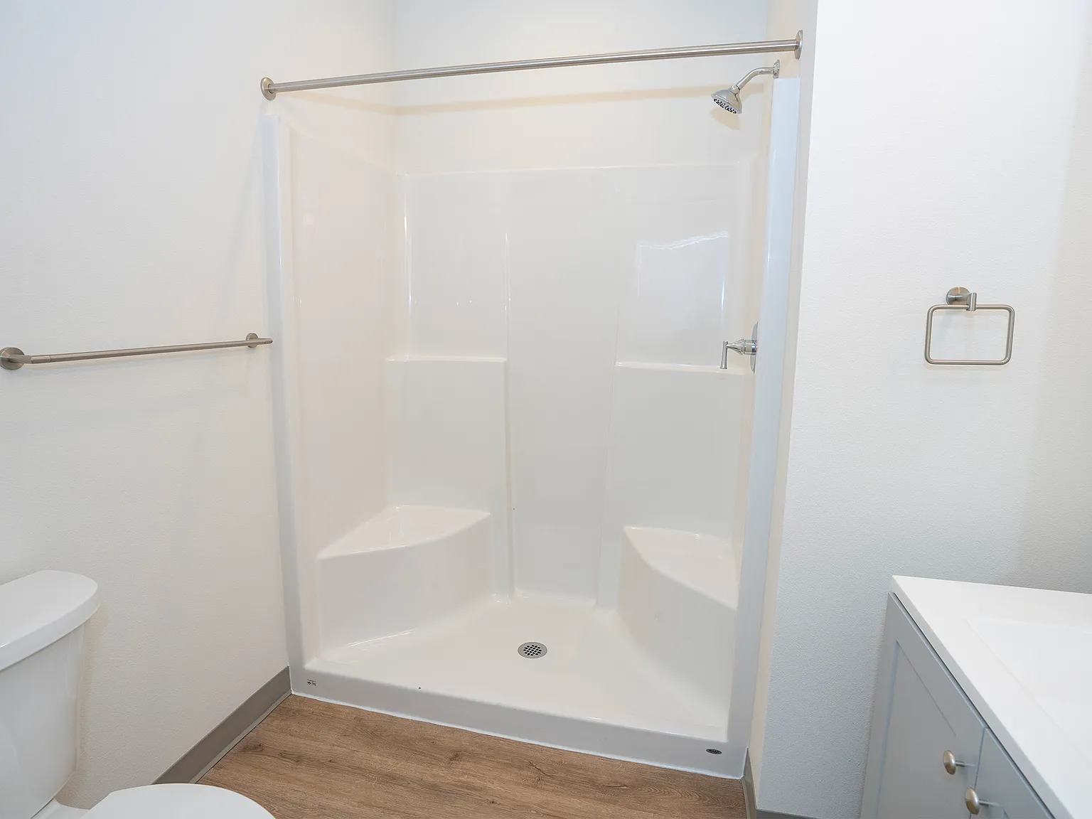 2 bed, 2.5 bath, 1728 sqft, $2,895 — Photo 2