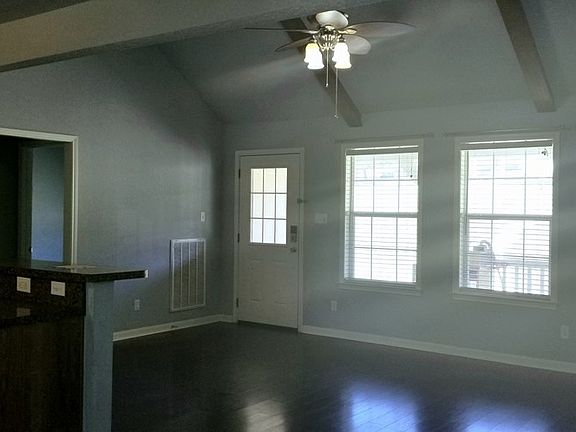 3rd image of 214 Ball Dr