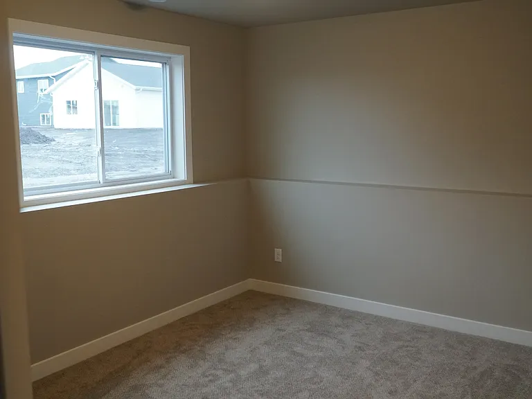 6717 Thomas St — Photo 12