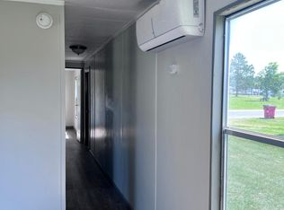 19 Danny St, Hazlehurst, GA 31539