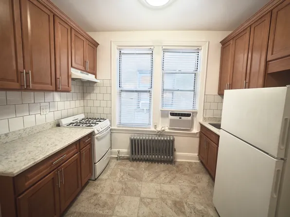 34-29 43rd Street image 1 of 19