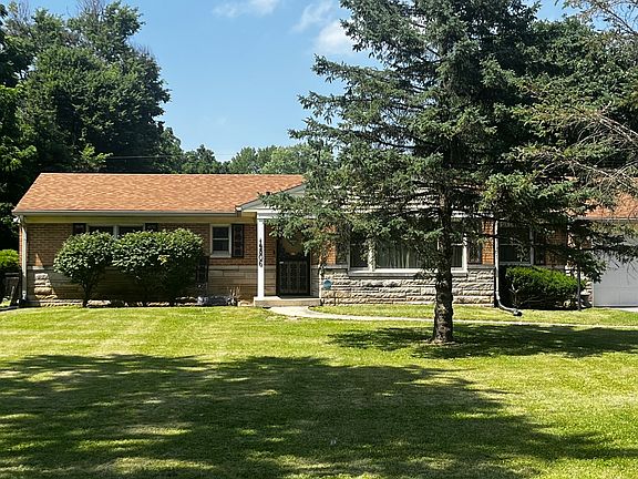 2nd image of 4806 Staughton Dr