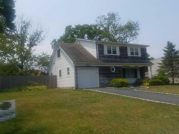 2nd image of 14 Yardley Ln