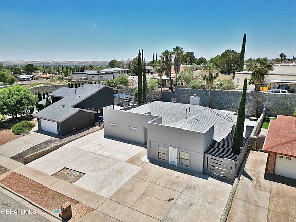 2nd image of 6777 Villa Hermosa Dr