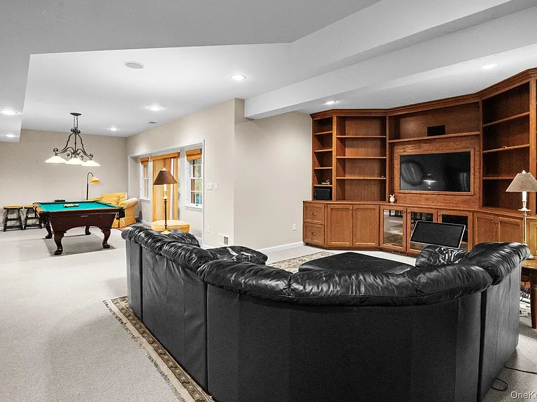 105 Hardscrabble Lake Dr — Photo 30