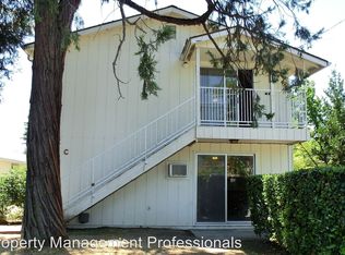 423 SW I St APT D, Grants Pass, OR 97526