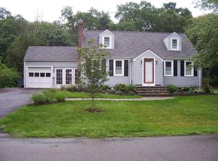 42 Pond Plain Rd, Westwood, MA 02090