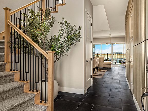 Kiper_CapriAtRiverIslands_Res1-Cameo_2306c-4500