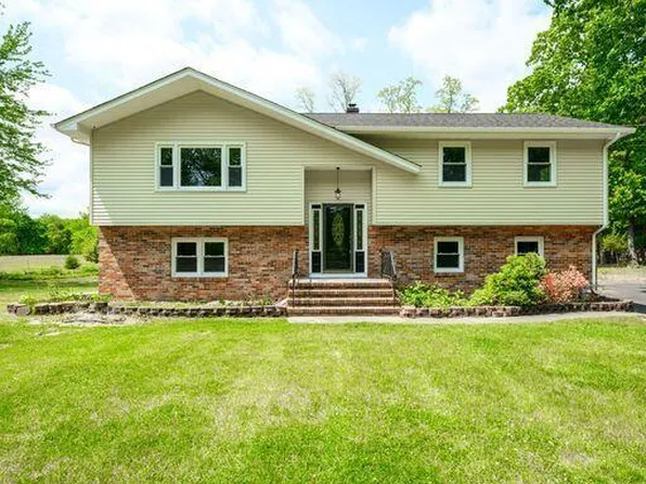 117 Lemon Road, Farmingdale, NJ 07727