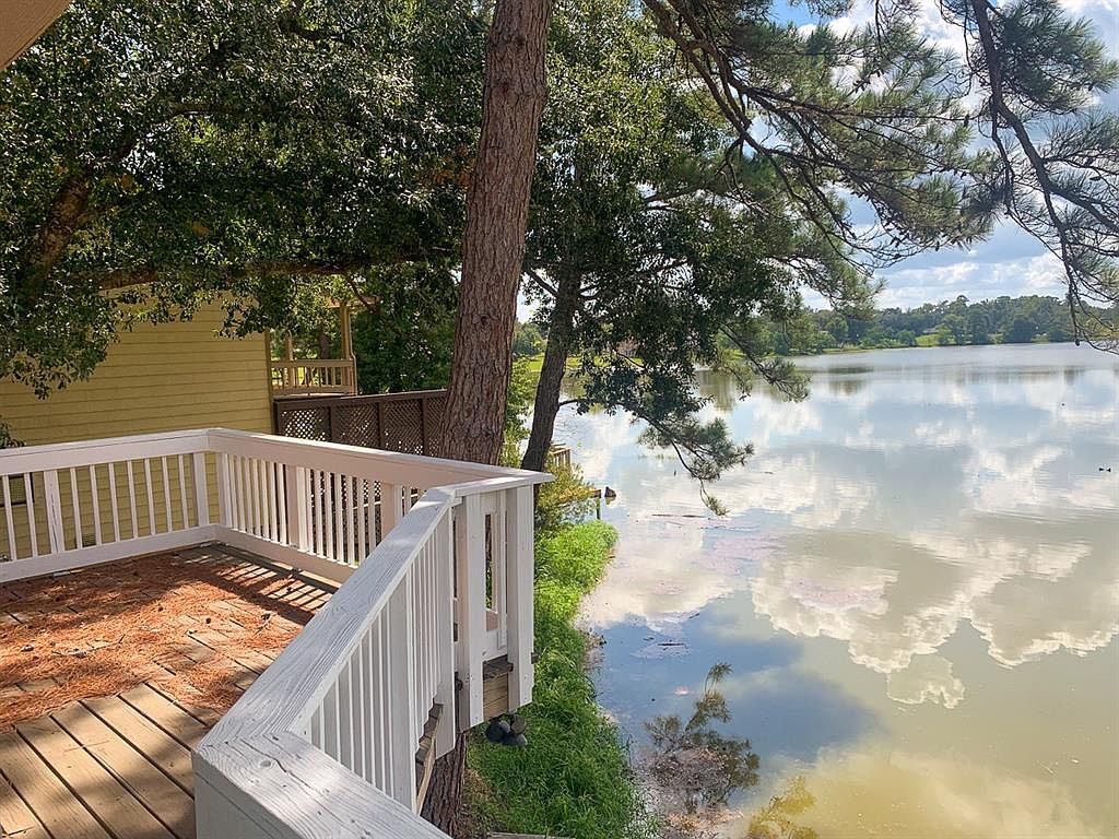 226 Waters Edge, Huntsville, TX 77320 Zillow