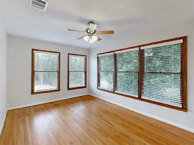 511 Homestead St — Photo 25