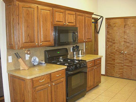 Gas Stove... Built-In Micro