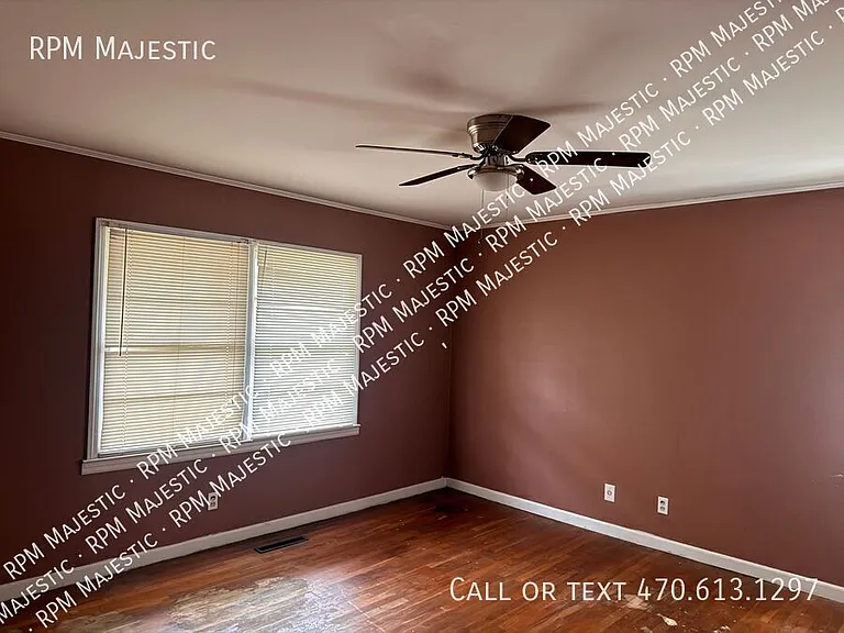 5247 Scofield Rd — Photo 8